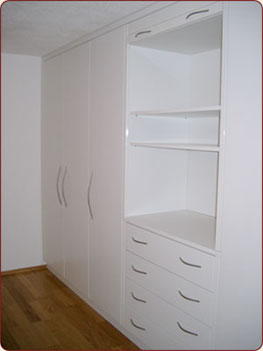 Schlafzimmerschrank